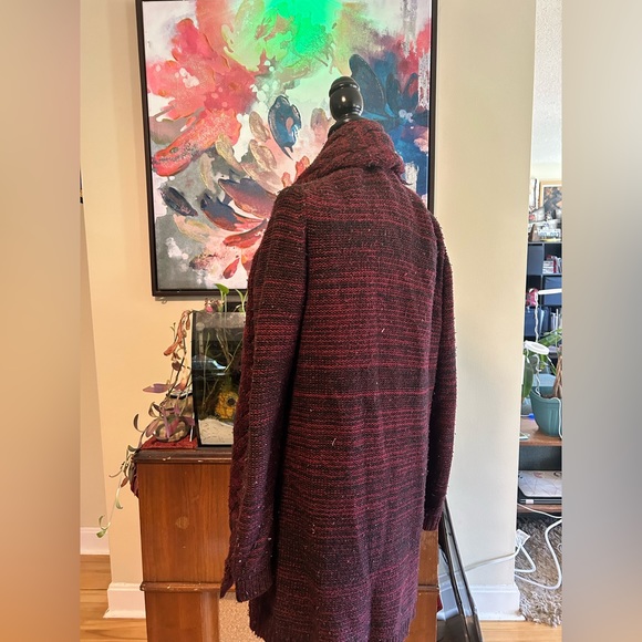 FYLO LONDON Knit Burgundy Cardigan - Picture 2 of 2